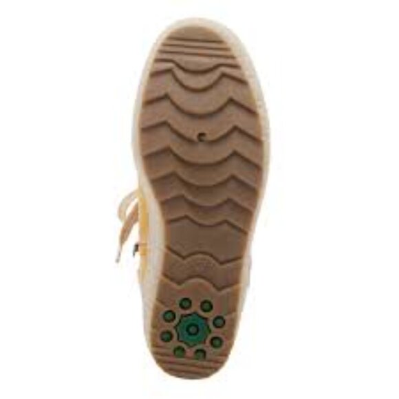 Spring Step Hiking Booties Size 7 Mustard Color Lace up Sweater top - Picture 5 of 11